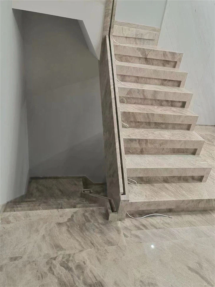 Diana Royal Marble