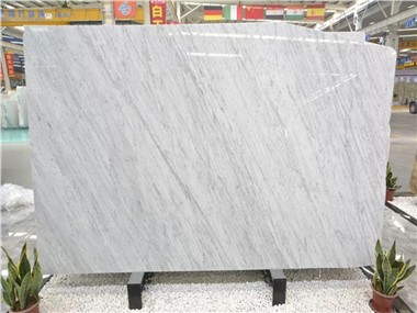 Carraran valkoinen kiillotettu marmorilaatta